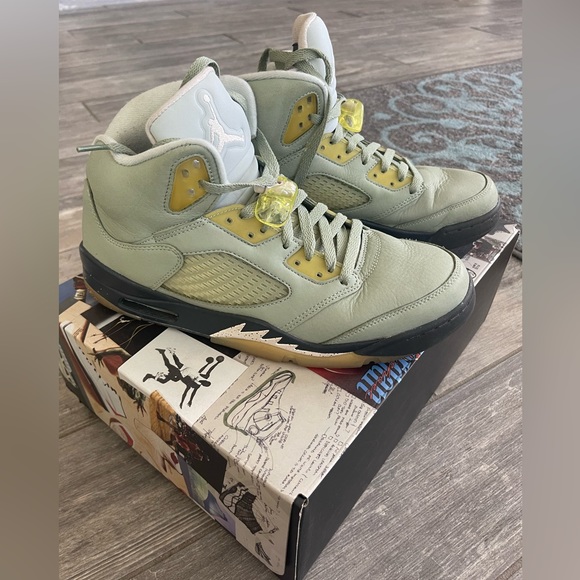 Great condition Nine Air Jordan 5 Retro! - Picture 2 of 6